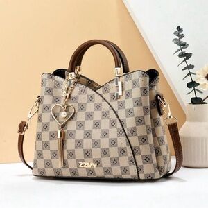 Checkered Tote Crossbody Bag w/ Gold Heart Tassel Charm Purse, New